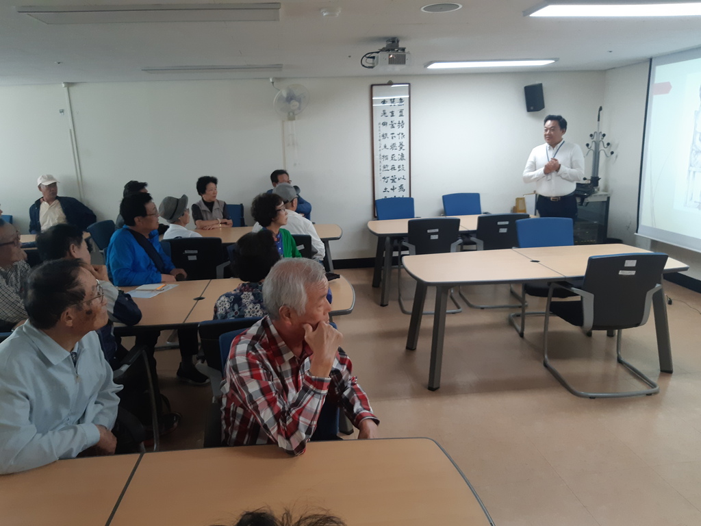 �űԳ������ڸ� �ǹ�����Ư���� ����ȸ �� ��������