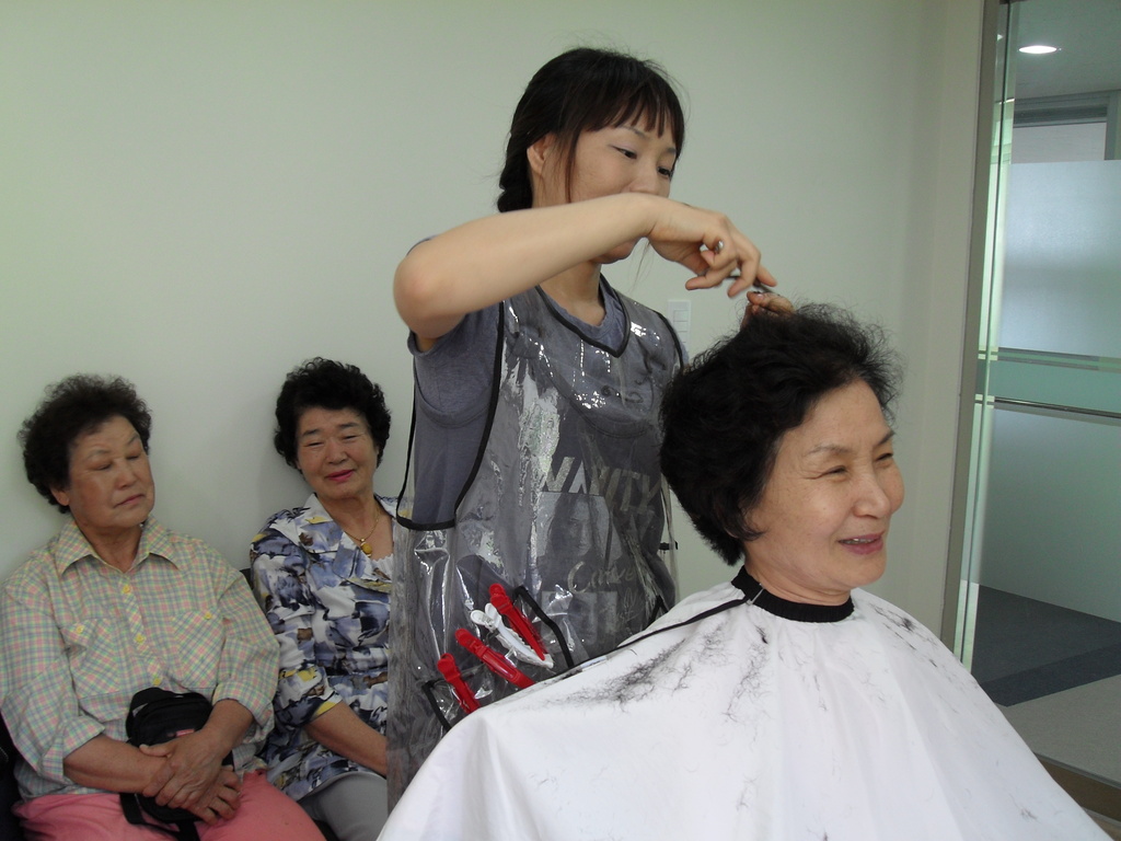 �̹̿� ����Ȱ�� ���