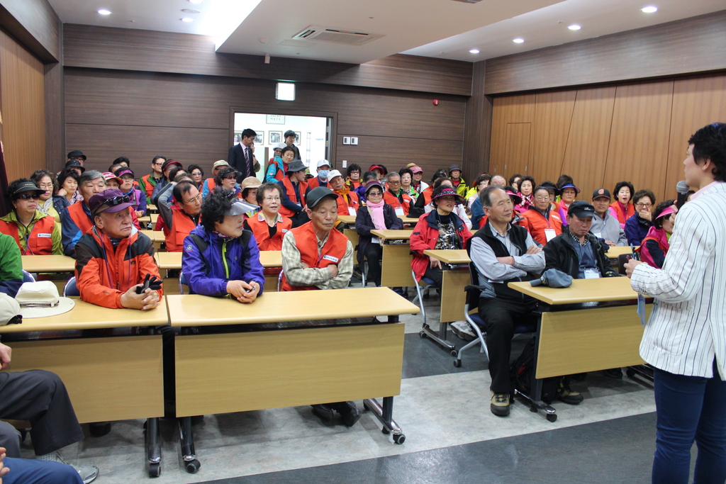 �߾��� ��������