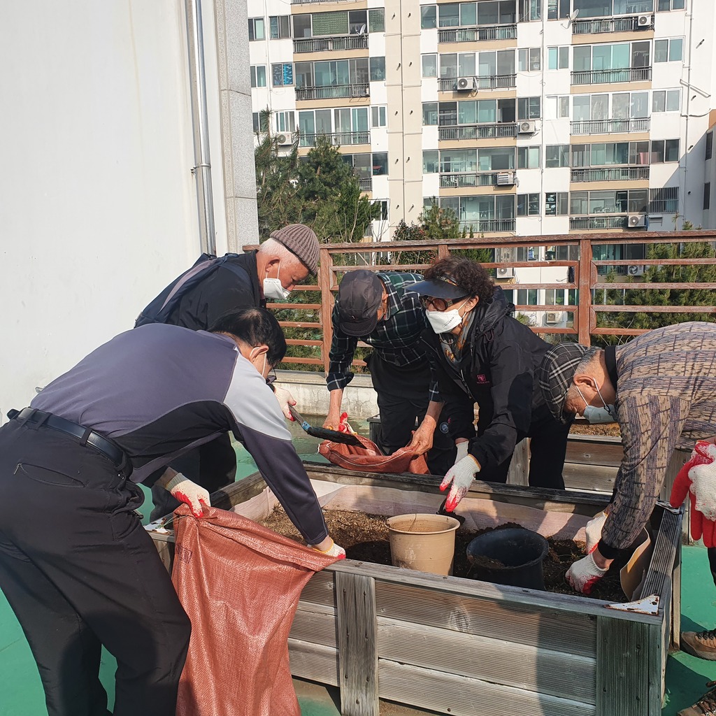 �����ְ� �����޴� �츮����