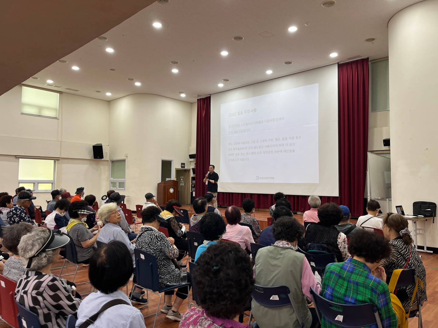 �������ڸ� Ȥ���� ��ǰ ����