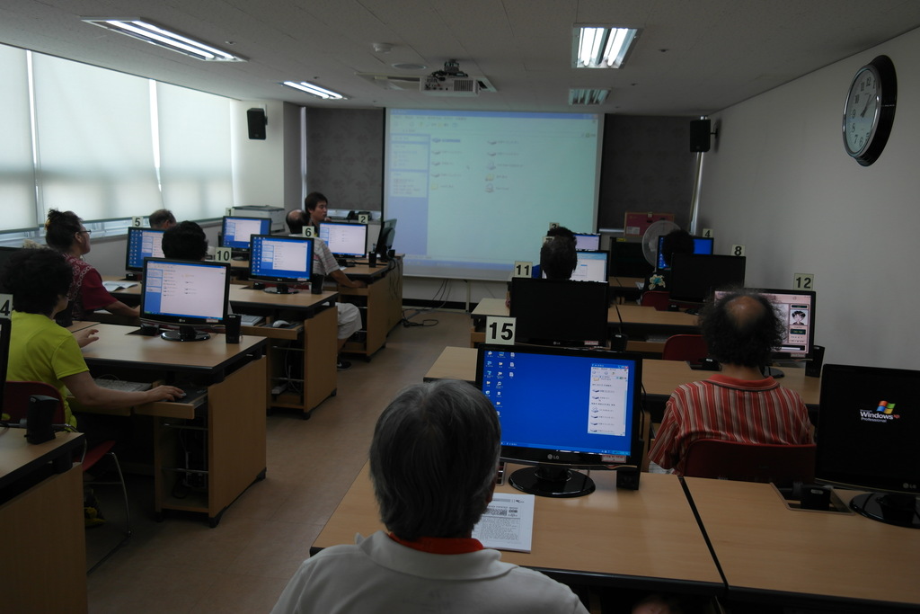 ����Ư�� - ���ʺ� ��ǻ�� ����(ȭ���Ϲ�)