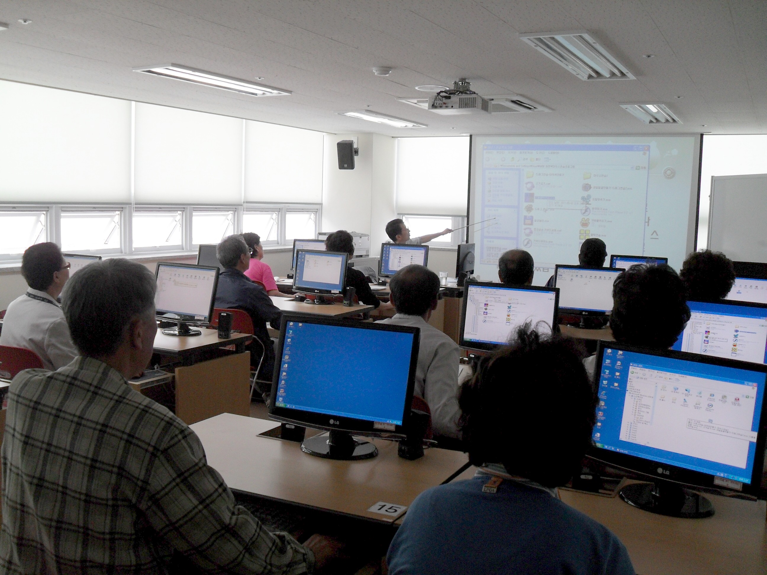 ��ǻ��Ư������